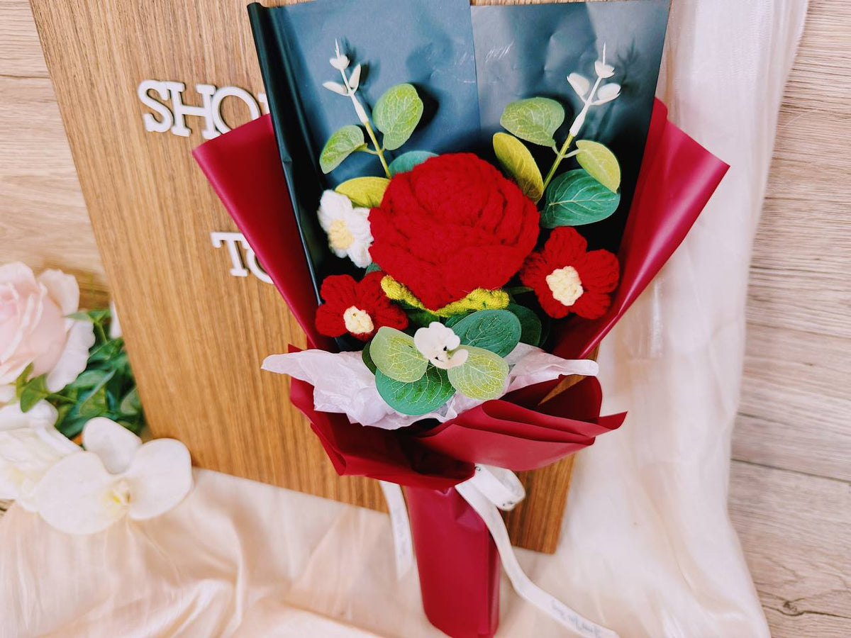 1 Crochet Rose + 3 Small Flowers Red Flowers TOKI Singapore Top Online Florist