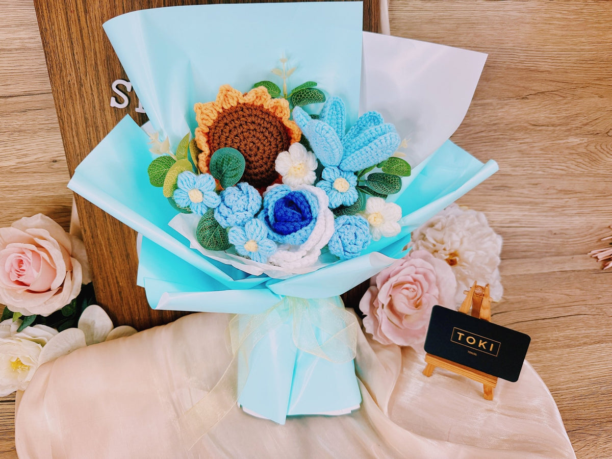 Mixed Crochet Flower Bouquet Blue TOKI Flowers