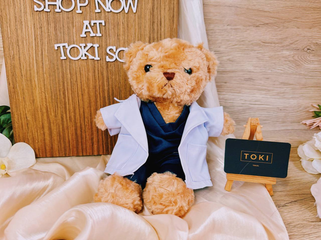 Doctor (25CM) - Singapore Graduation Flower Bouquet, Bear & Gift